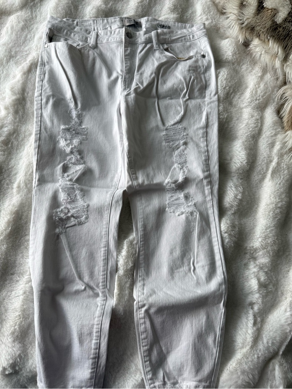 Judy Blue White Distressed Boyfriend Fit Jeans Sz 15/32